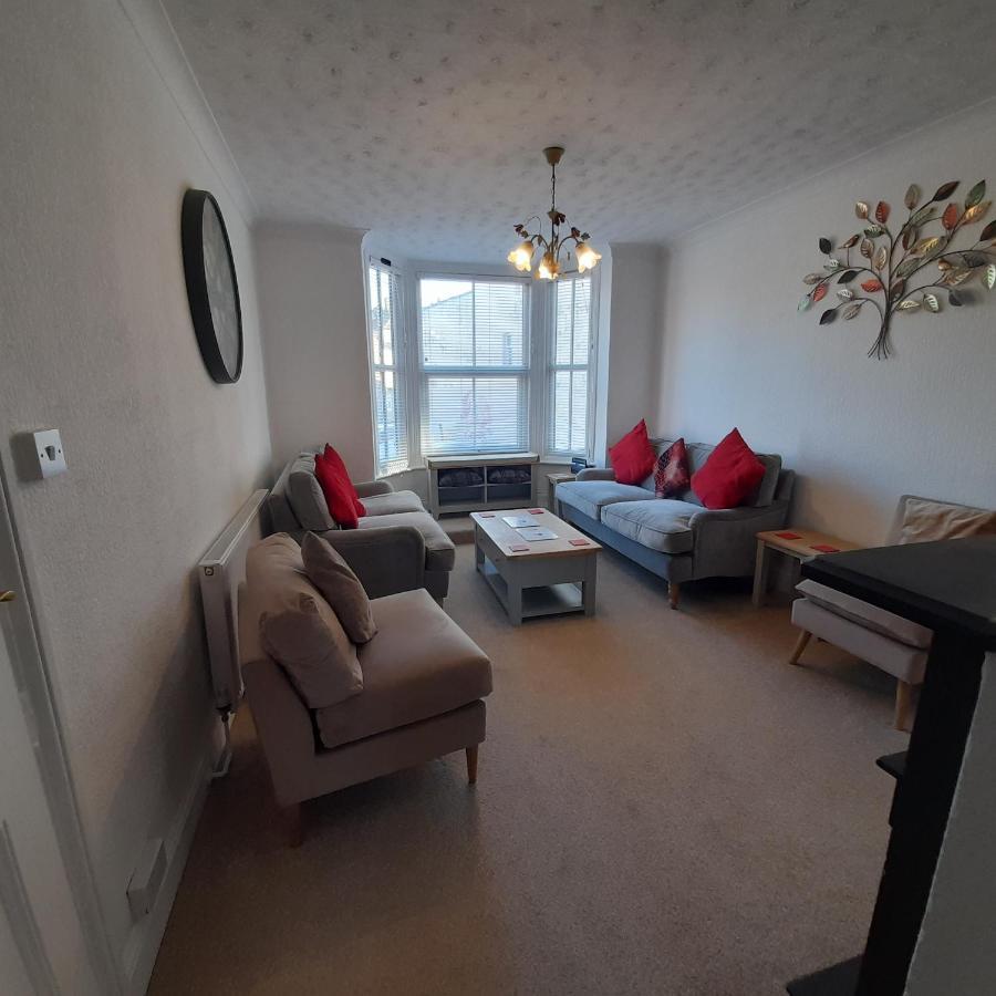 Bernards Hideout Apartment Cromer Bagian luar foto