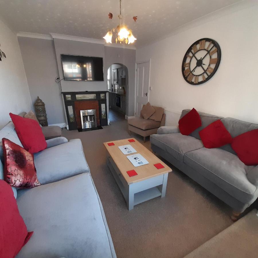 Bernards Hideout Apartment Cromer Bagian luar foto